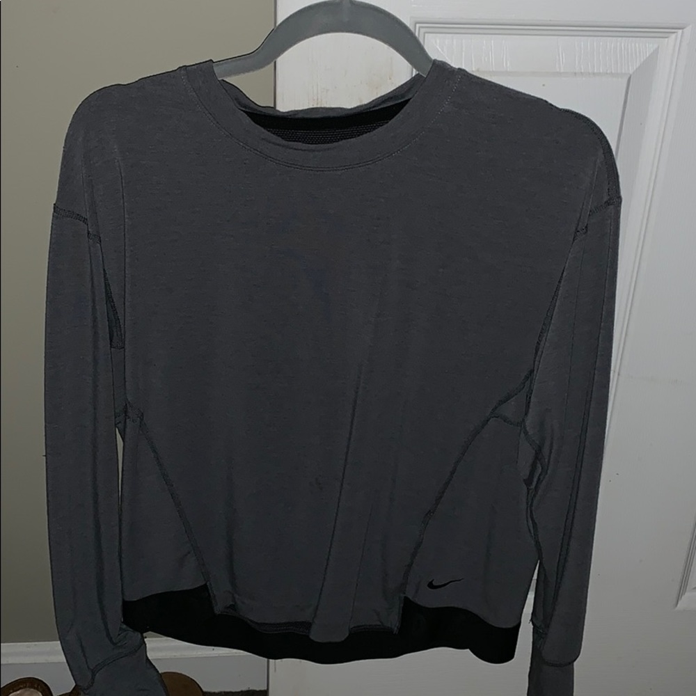 Women’s long sleeve Nike shirt
